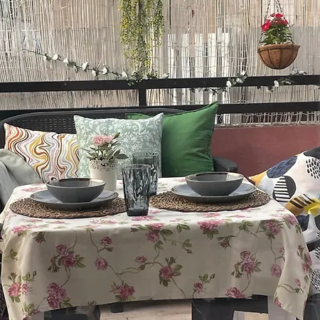 Karalis Flower Apartment